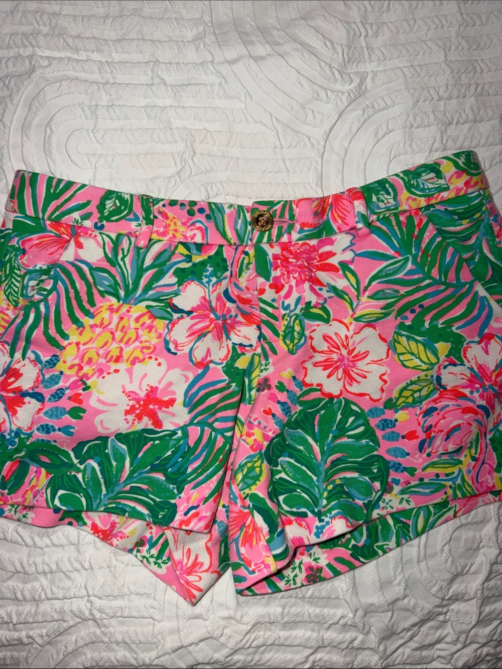 Lilly Pulitzer size 8 short great used condition stain inside pocket